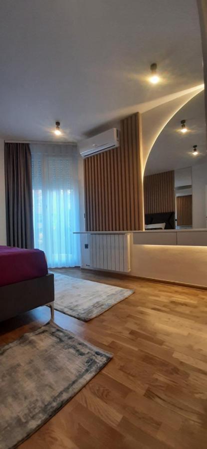 New Concept Included Garage Apartment Сараево Екстериор снимка