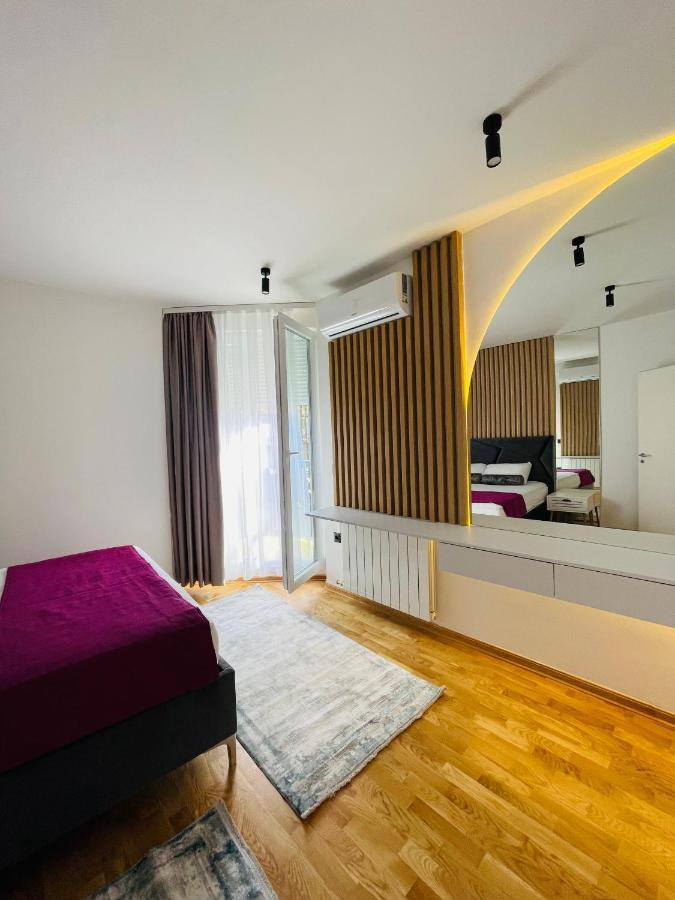 New Concept Included Garage Apartment Сараево Екстериор снимка