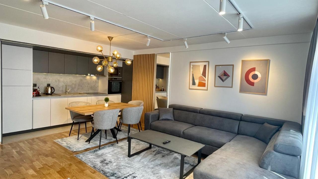 New Concept Included Garage Apartment Сараево Екстериор снимка