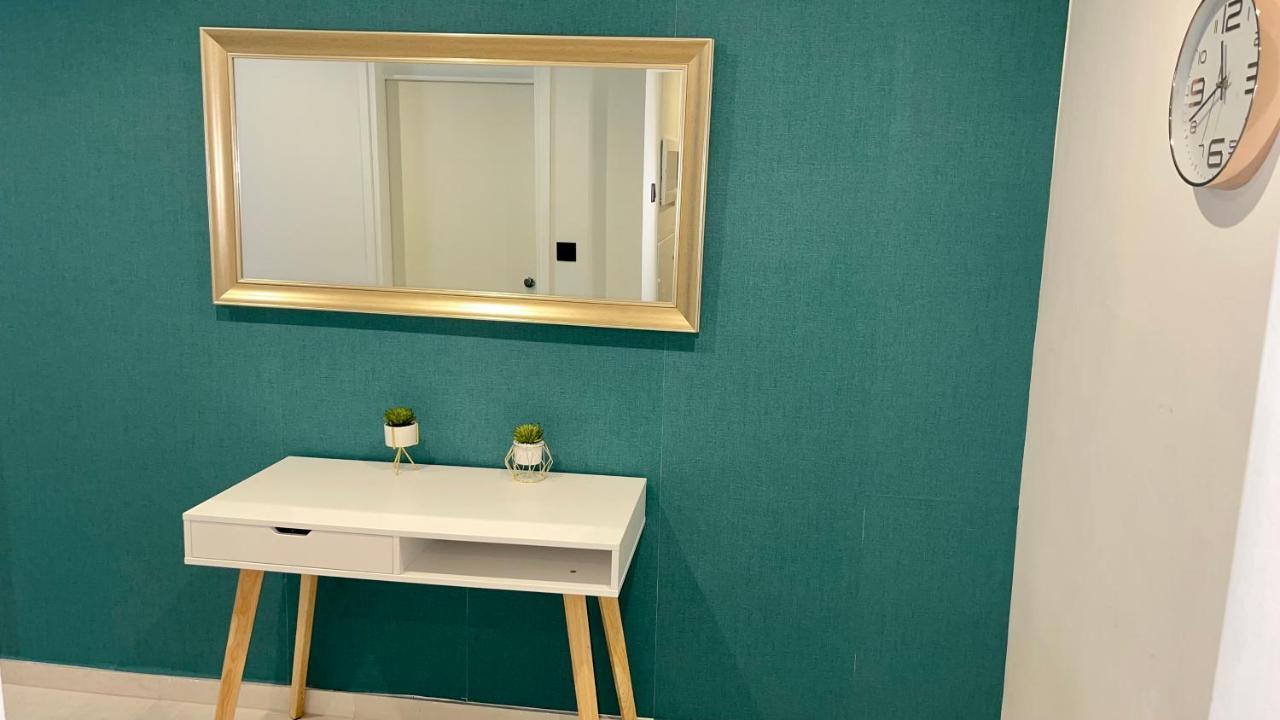 New Concept Included Garage Apartment Сараево Екстериор снимка